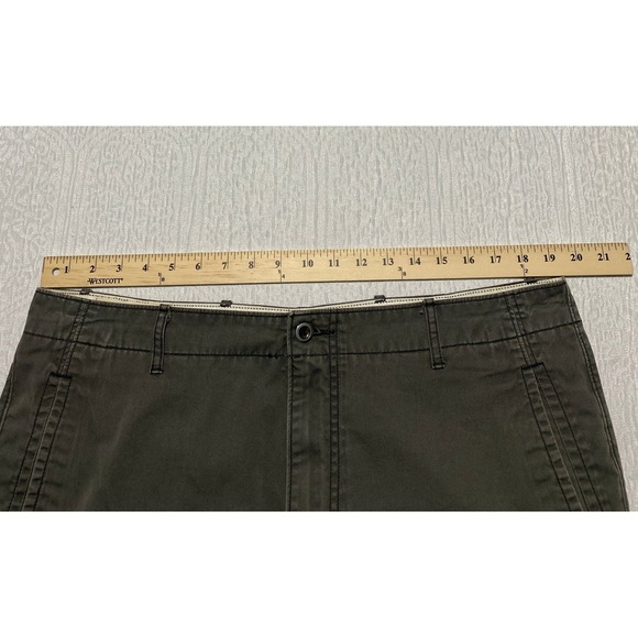 Levis Carrier Cargo Shorts Mens 38 Gray Relaxed Fit Utility Outdoor Casual - Picture 8 of 12